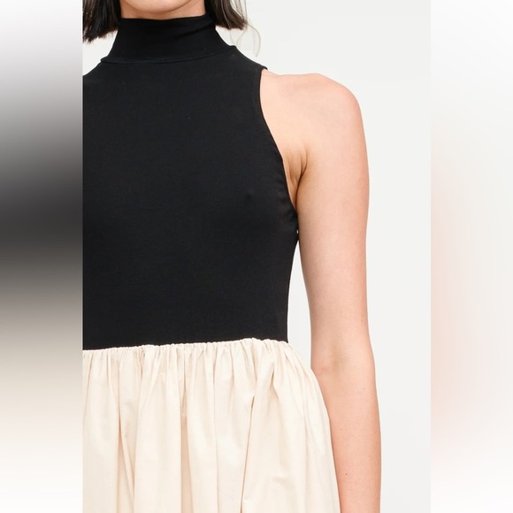 Love the Label Black turtleneck dress with off white skirt size small w pockets - Picture 5 of 5